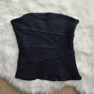 Zara's Navy Blue Textured Tube Top